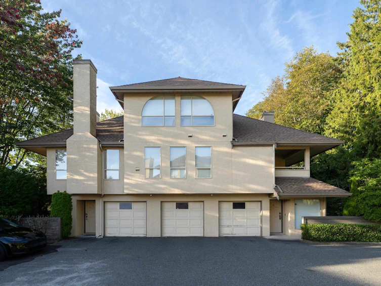 9-7141 122 Street, Surrey, BC, V3W 3S1 - 2