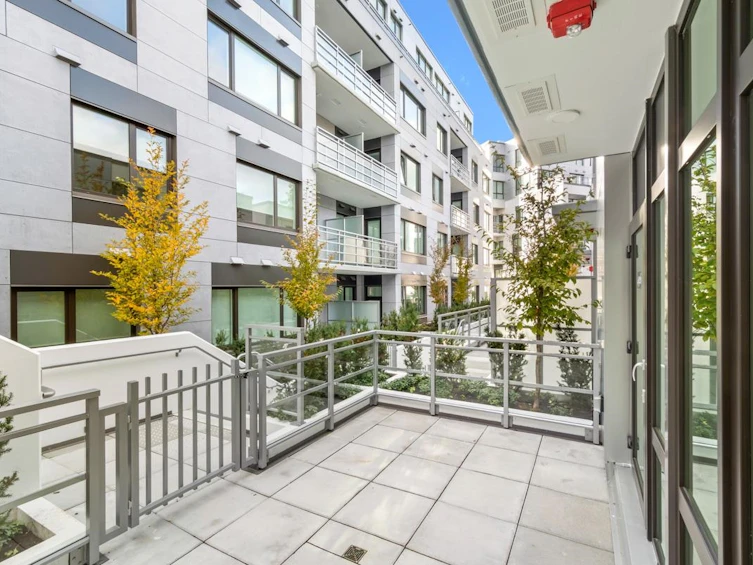 4926 Cambie Street, Vancouver, BC, V5Z 0K1 - 32