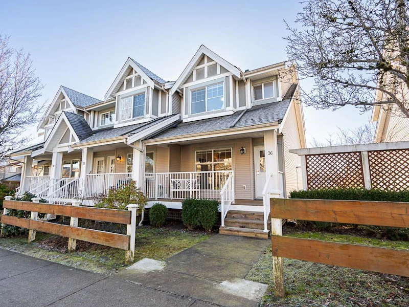 36 - 6555 192a Street, Surrey BC V4N 0A2