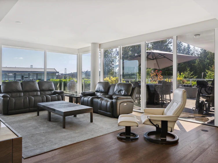 301-918 Keith Road, West Vancouver, BC, V7T 1M3 - 5