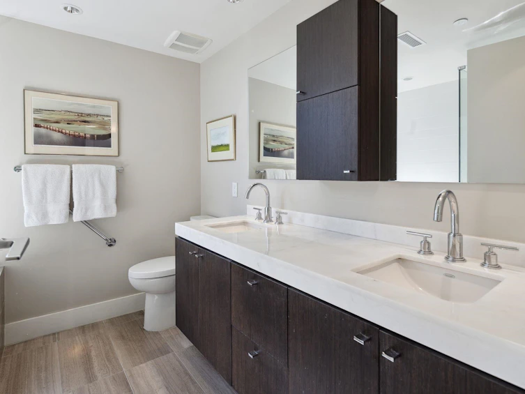 301-918 Keith Road, West Vancouver, BC, V7T 1M3 - 22