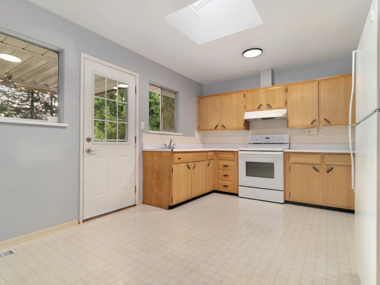 15110 Pheasant Drive, Surrey, BC, V3R 4X5 - 17