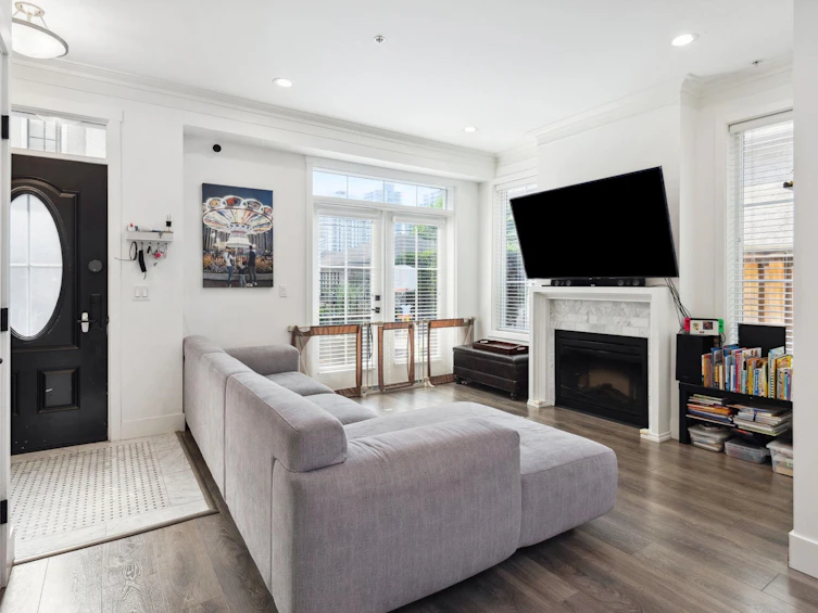 352 W 62nd Avenue, Vancouver, BC, V5X 2E3 - 7