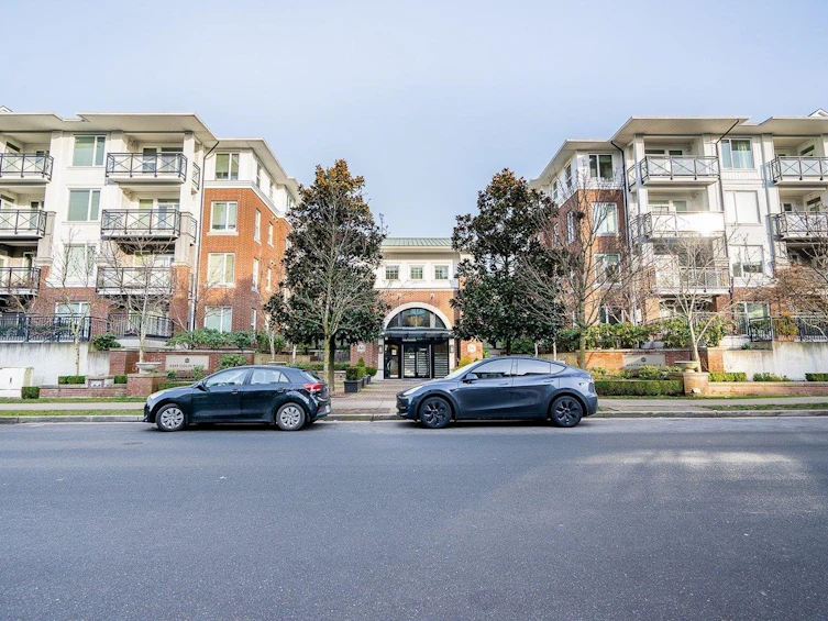 416-9399 Odlin Road, Richmond, BC, V6X 0J6 - 2