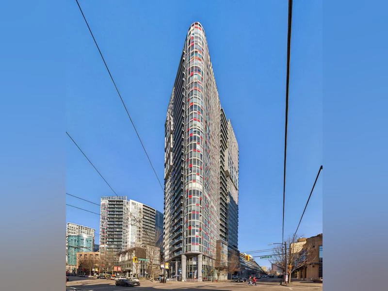 3210 - 233 Robson Street, Vancouver BC