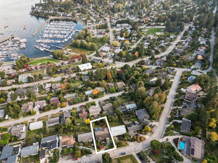 510 Abbs Road, Gibsons, BC, V0N 1V8 - 7