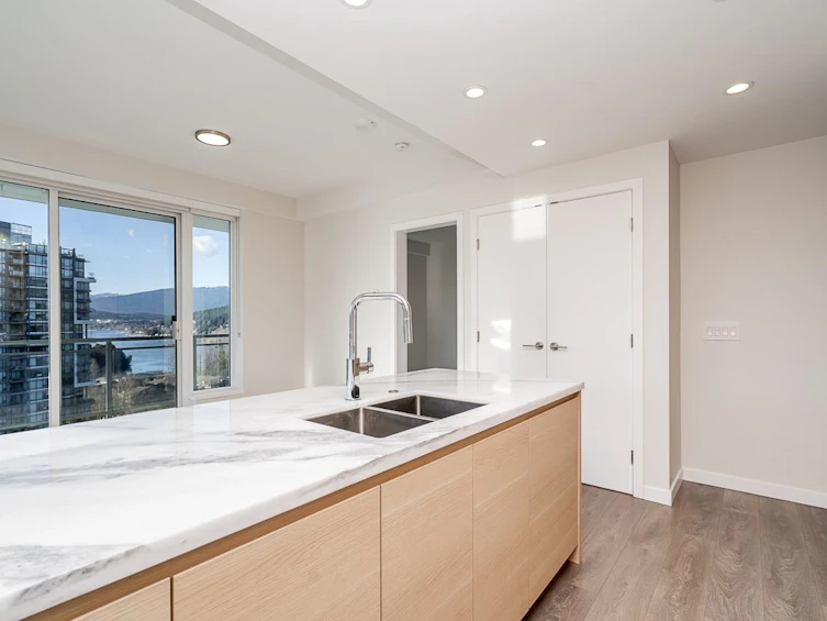 2007-308 Morrissey Road, Port Moody, BC, V3H 0M2 - 4