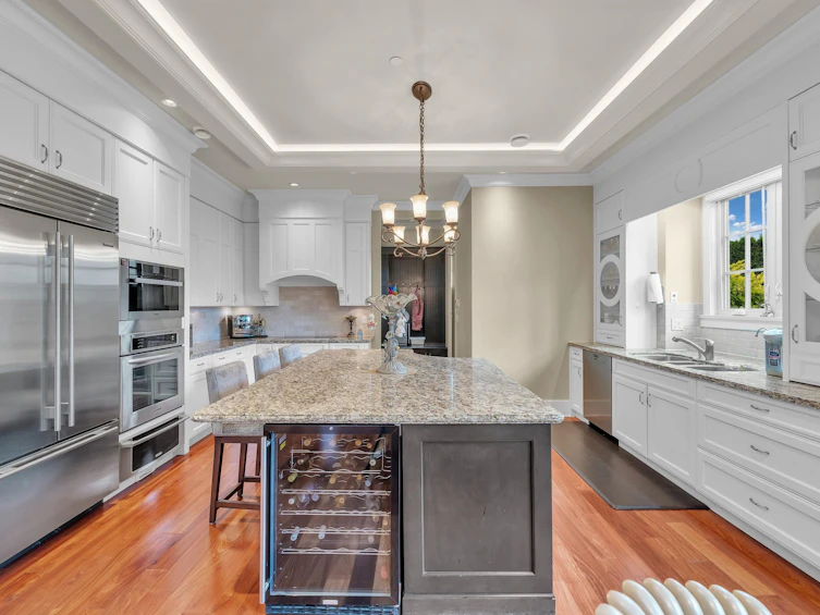 7216 Angus Drive, Vancouver, BC, V6P 5J7 - 8