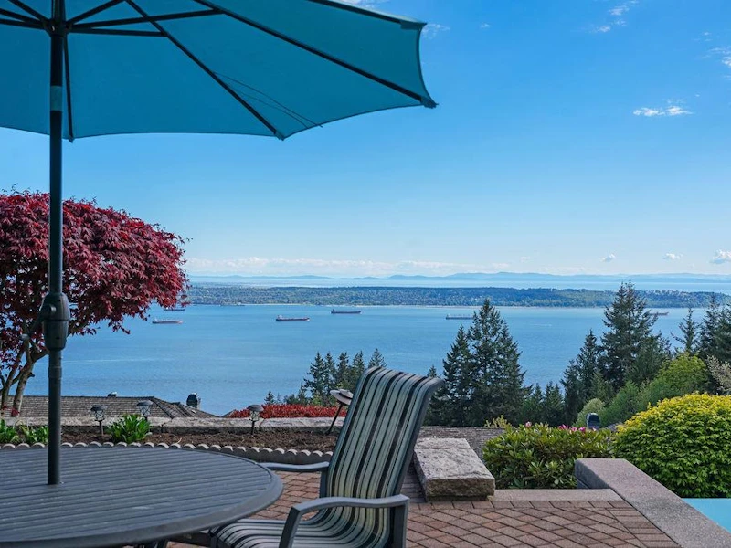 2450 Halston Court, West Vancouver BC V7S 3K3