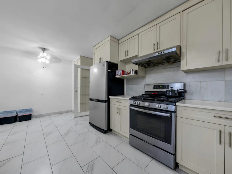 13102 103 Avenue, Surrey, BC, V3T 1R5 - 23