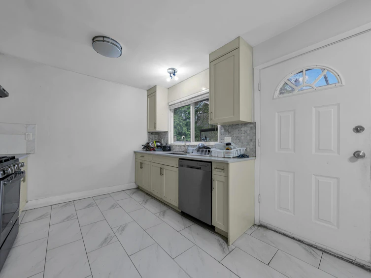 13102 103 Avenue, Surrey, BC, V3T 1R5 - 24