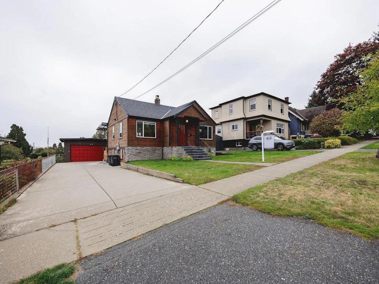 362 Alberta Street, New Westminster, BC, V3L 3J4 - 3