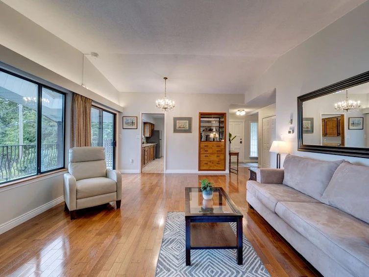 5446 Wakefield Road, Sechelt, BC, V7Z 0T1 - 11