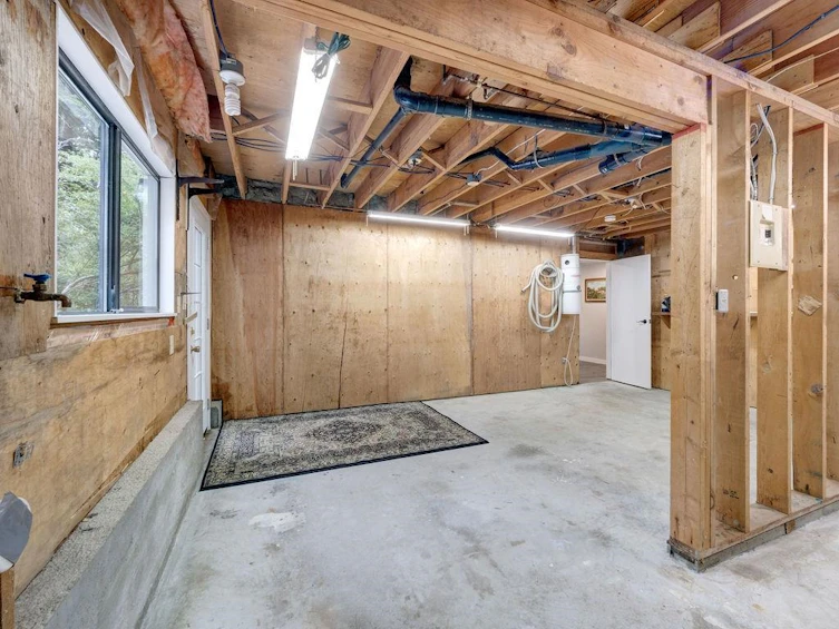 5446 Wakefield Road, Sechelt, BC, V7Z 0T1 - 32