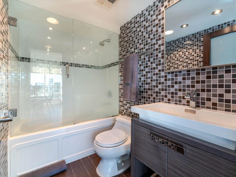 2001-1200 Alberni Street, Vancouver, BC, V6E 1A6 - 15