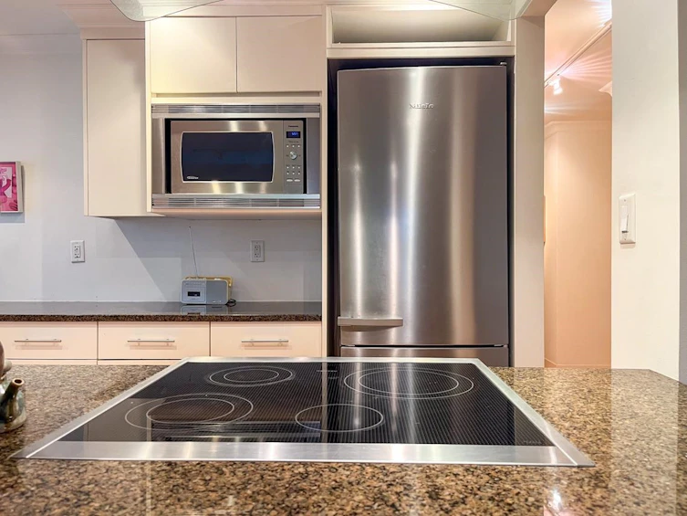201-1972 Robson Street, Vancouver, BC, V6G 1E8 - 29