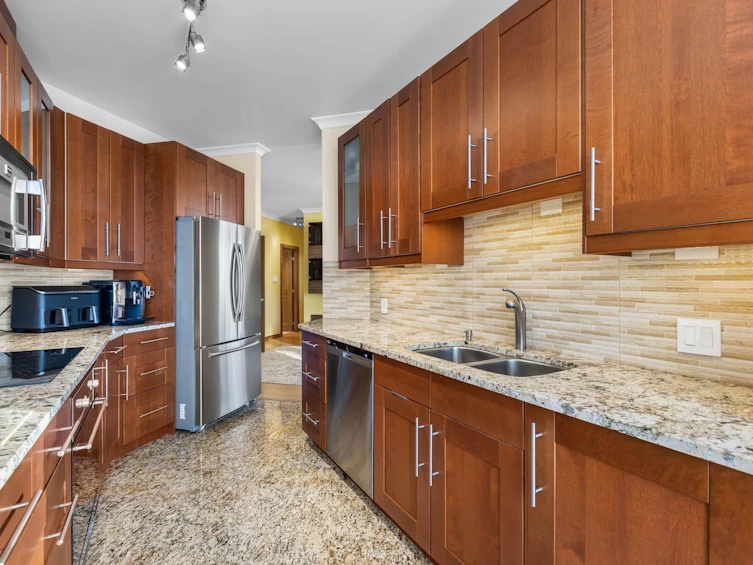 2305-6188 Patterson Avenue, Burnaby, BC, V5H 2N1 - 13