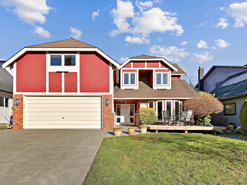 5501 Summer Way, Delta BC V4M 3Y4