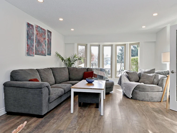 5501 Summer Way, Delta, BC, V4M 3Y4 - 5