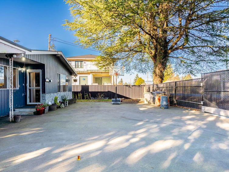 13976 Douglas Road, Surrey, BC, V3R 5M9 - 5