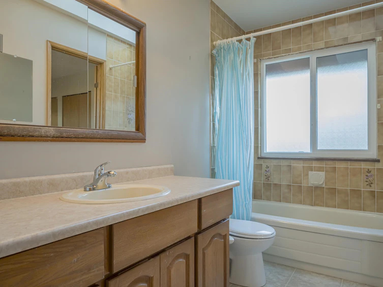 2143 Winston Court, Langley, BC, V2Y 1H5 - 23