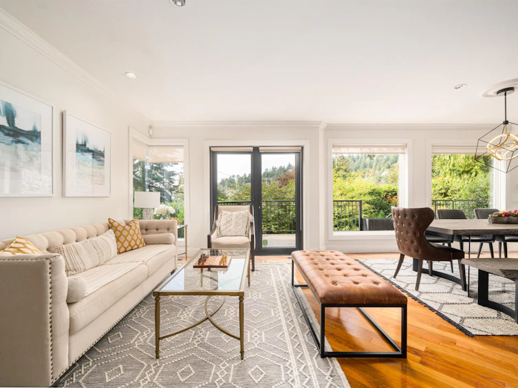 5747 Telegraph Trail, West Vancouver, BC, V7W 1R3 - 5
