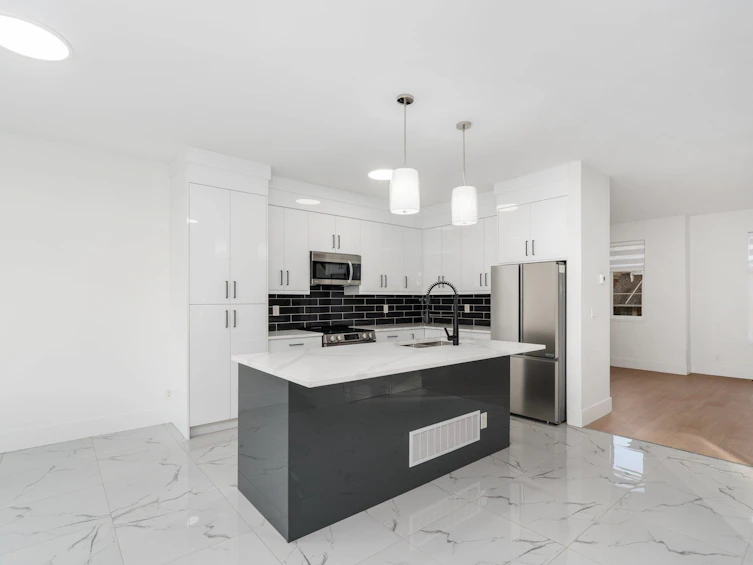 27-7518 138 Street, Surrey, BC, V3W 1S1 - 2