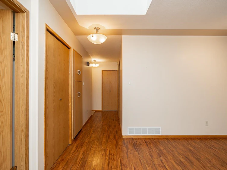 14096 89a Avenue, Surrey, BC, V3V 7T4 - 13