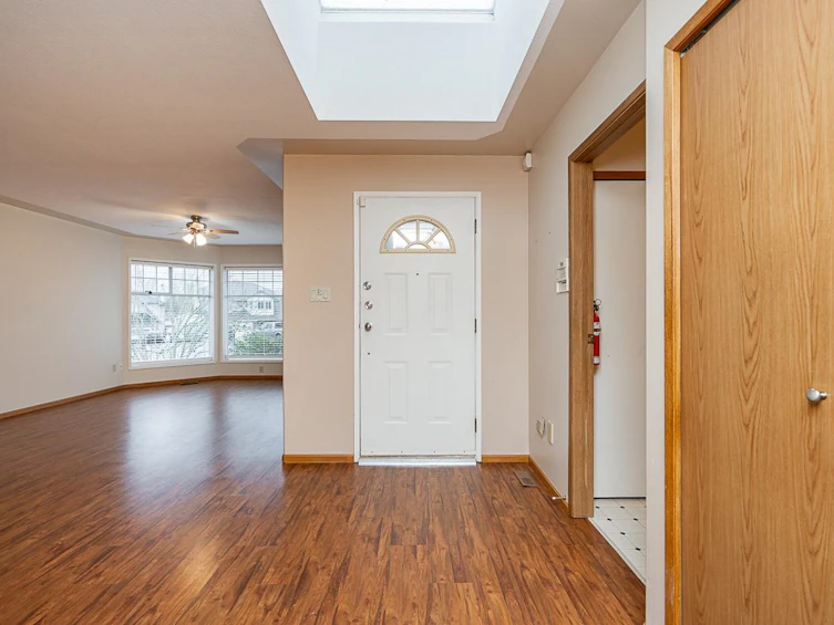 14096 89a Avenue, Surrey, BC, V3V 7T4 - 14