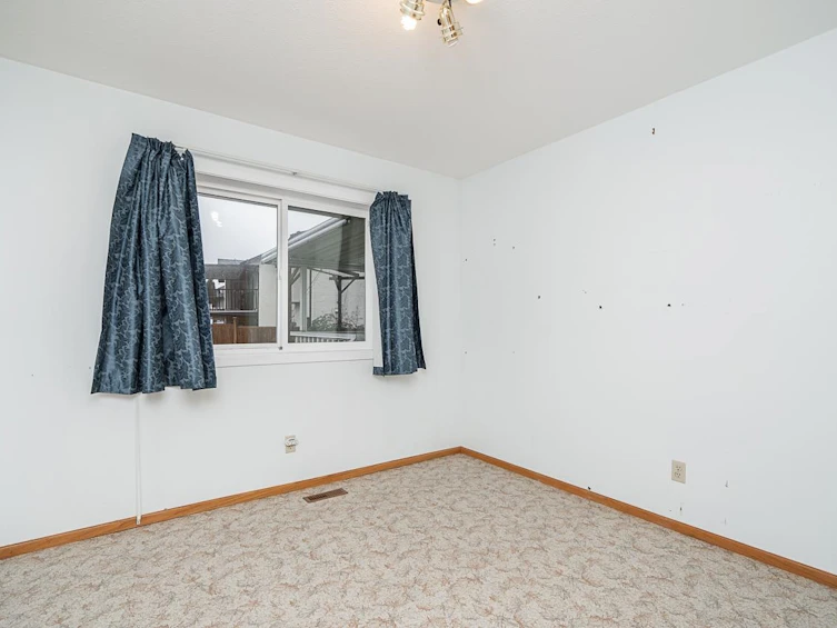 14096 89a Avenue, Surrey, BC, V3V 7T4 - 33