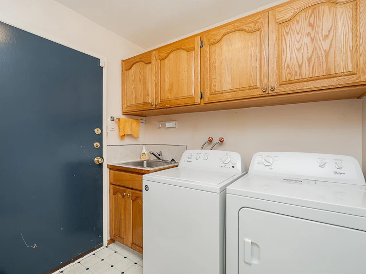 14096 89a Avenue, Surrey, BC, V3V 7T4 - 36