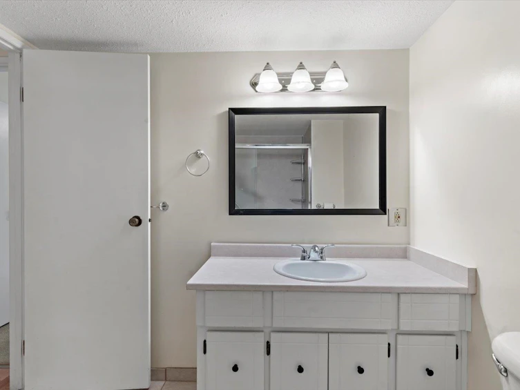 106-33369 Old Yale Road, Abbotsford, BC, V2S 2J6 - 19