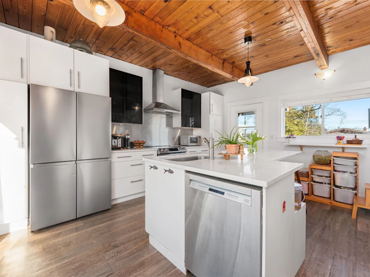 1649 Beach Grove Road, Delta, BC, V4L 1P4 - 8