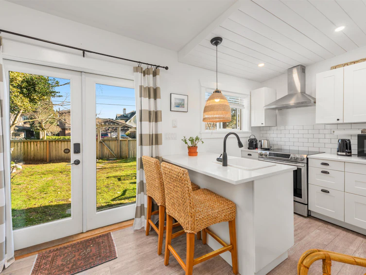 1649 Beach Grove Road, Delta, BC, V4L 1P4 - 21