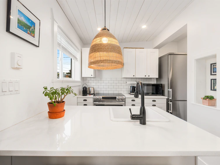 1649 Beach Grove Road, Delta, BC, V4L 1P4 - 22