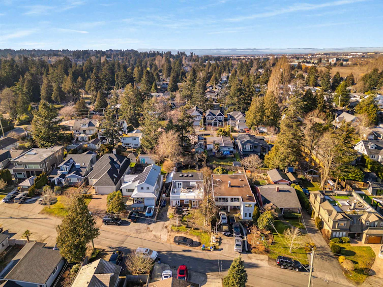 1649 Beach Grove Road, Delta, BC, V4L 1P4 - 35