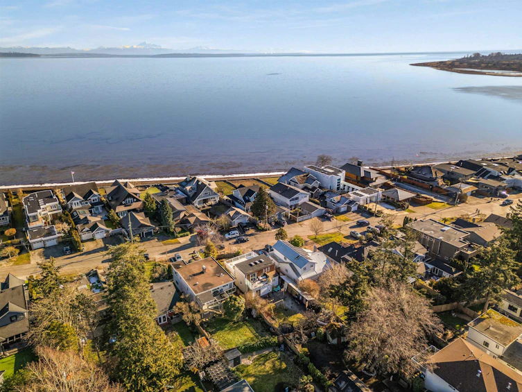 1649 Beach Grove Road, Delta, BC, V4L 1P4 - 39
