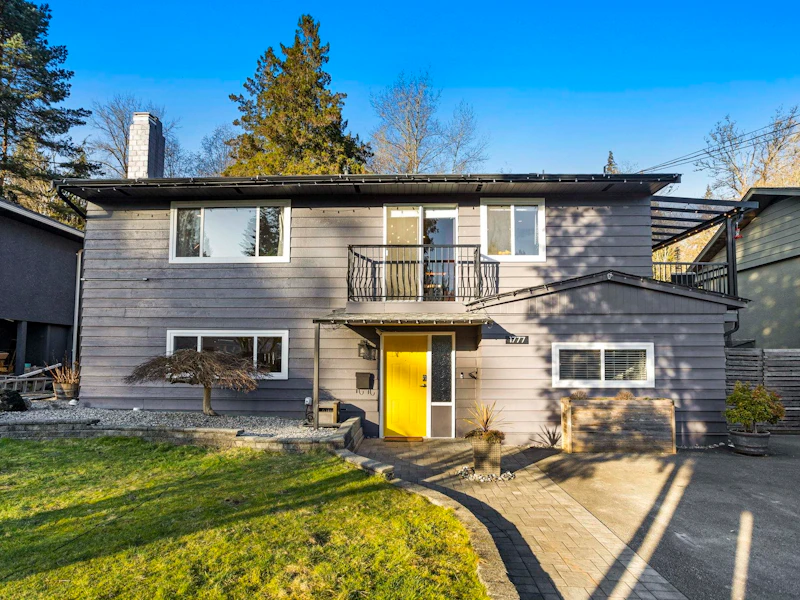 1777 Chalmers Avenue, Port Coquitlam BC V3B 2T3