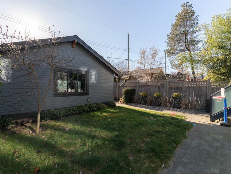 852 W 18th Avenue, Vancouver, BC, V5Z 1W3 - 31