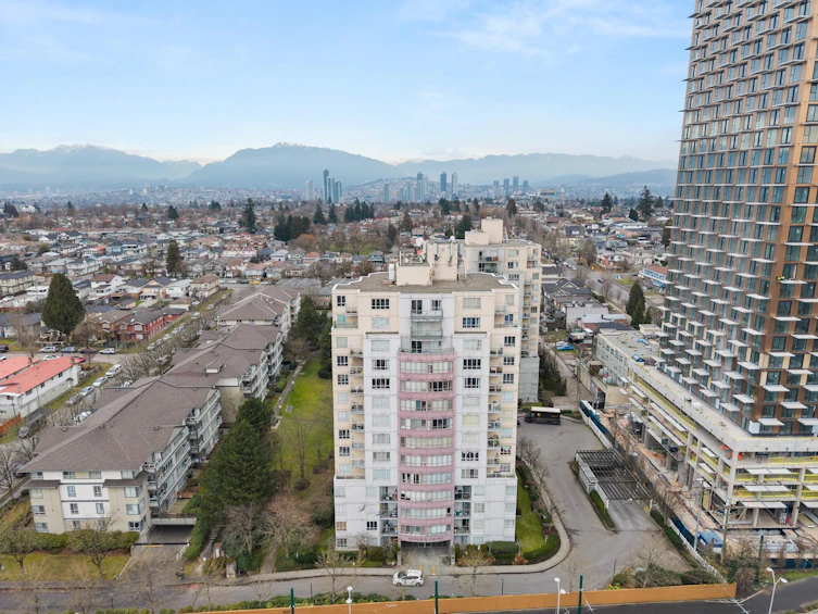 212-3455 Ascot Place, Vancouver, BC, V5R 6B7 - 4
