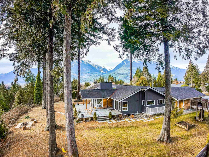 40322 Skyline Drive, Squamish BC V8B 0H6