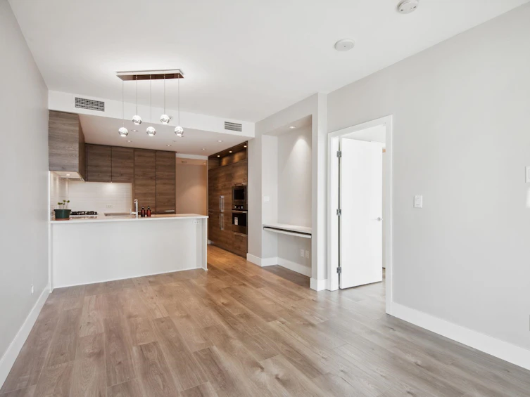 1711-7303 Noble Lane, Burnaby, BC, V3N 0H2 - 3
