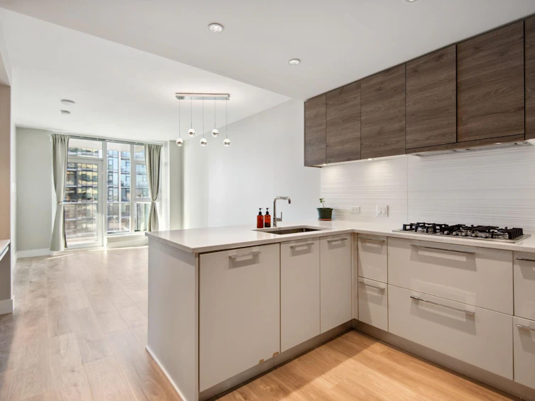 1711-7303 Noble Lane, Burnaby, BC, V3N 0H2 - 4