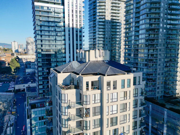 PH04-828 Agnes Street, New Westminster, BC, V3M 6R4 - 2