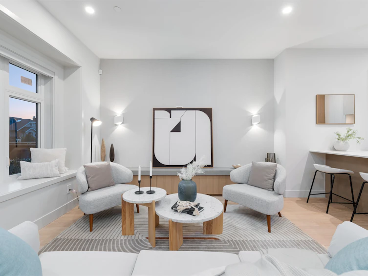 1-3565 Triumph Street, Vancouver, BC, V5K 1V2 - 5