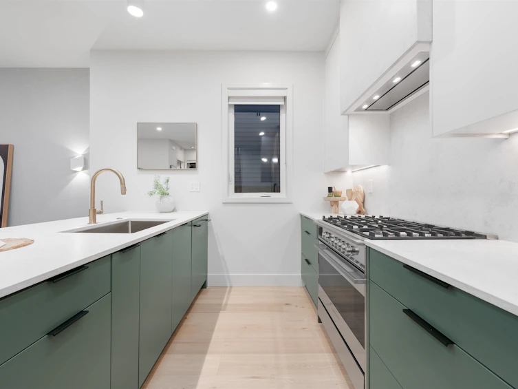 1-3565 Triumph Street, Vancouver, BC, V5K 1V2 - 13