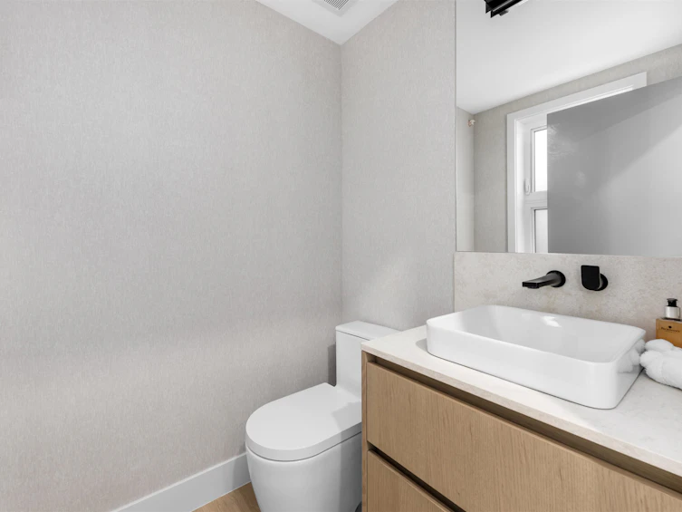 1-3565 Triumph Street, Vancouver, BC, V5K 1V2 - 17