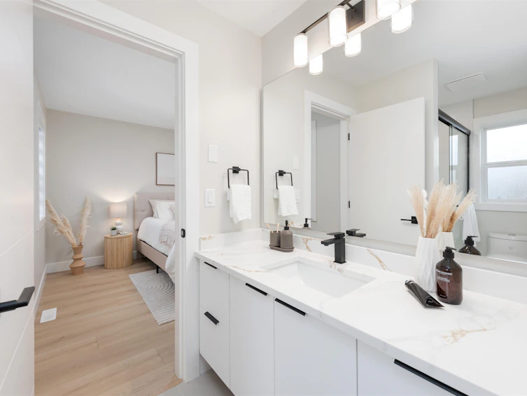 15570A Oxenham Avenue, Surrey, BC, V4B 2J3 - 27