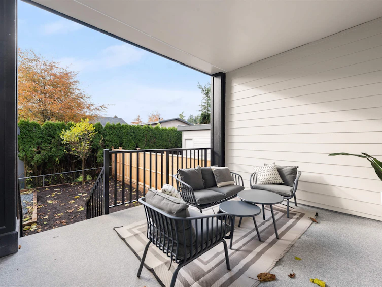 15570A Oxenham Avenue, Surrey, BC, V4B 2J3 - 9