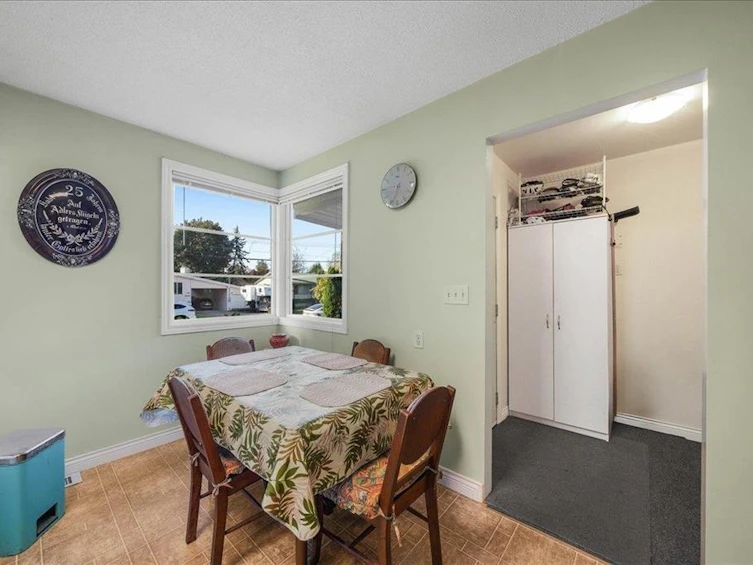 31951 Hillcrest Avenue, Mission, BC, V2V 1K8 - 9
